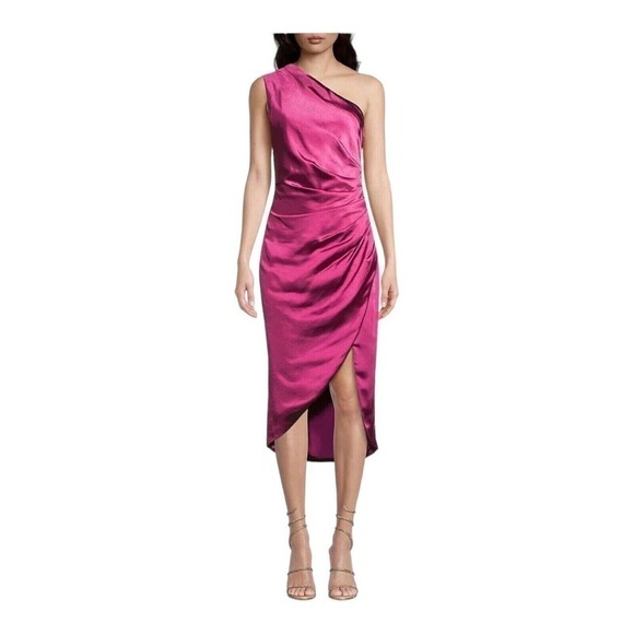 Elliatt Cassini One Shoulder Midi Satin dark Red Medium NEW - Picture 3 of 7